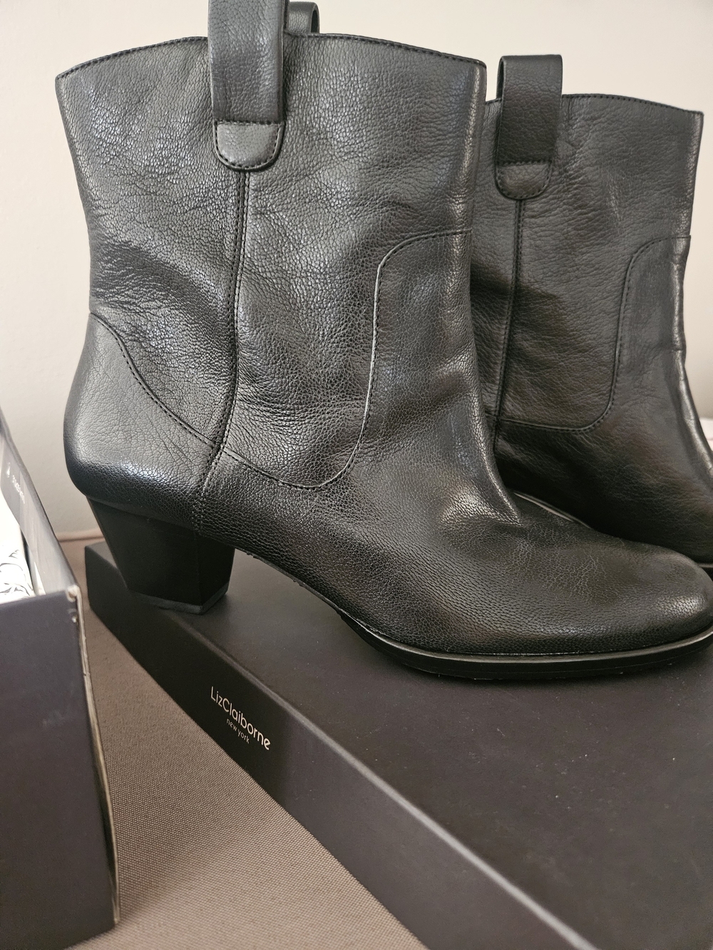 Liz Claiborne Black Leather Block-Heel Western Ankle Boots